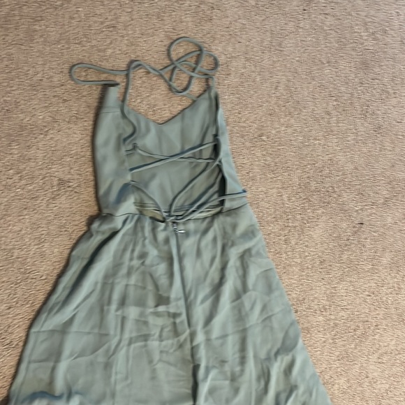 Gorgeous bridesmaids dress! Worn once, has not been altered. Will dry clean. - Picture 5 of 5